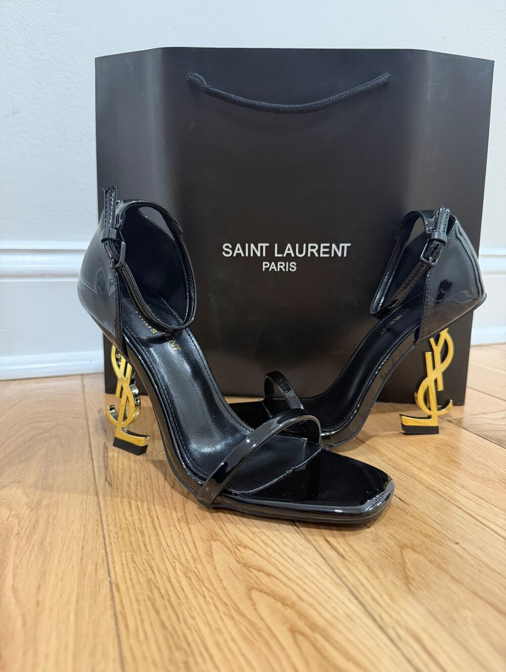 Saint Laurent Black Patent Logo Sculptural Heel Sandals - Picture 5 of 11